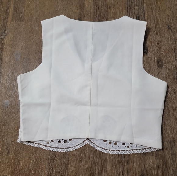 Luna Cream Crop Top - Picture 2 of 4